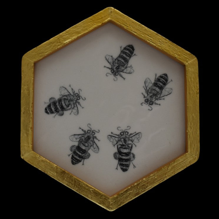 Honeycomb: five bees – Tom Rooth